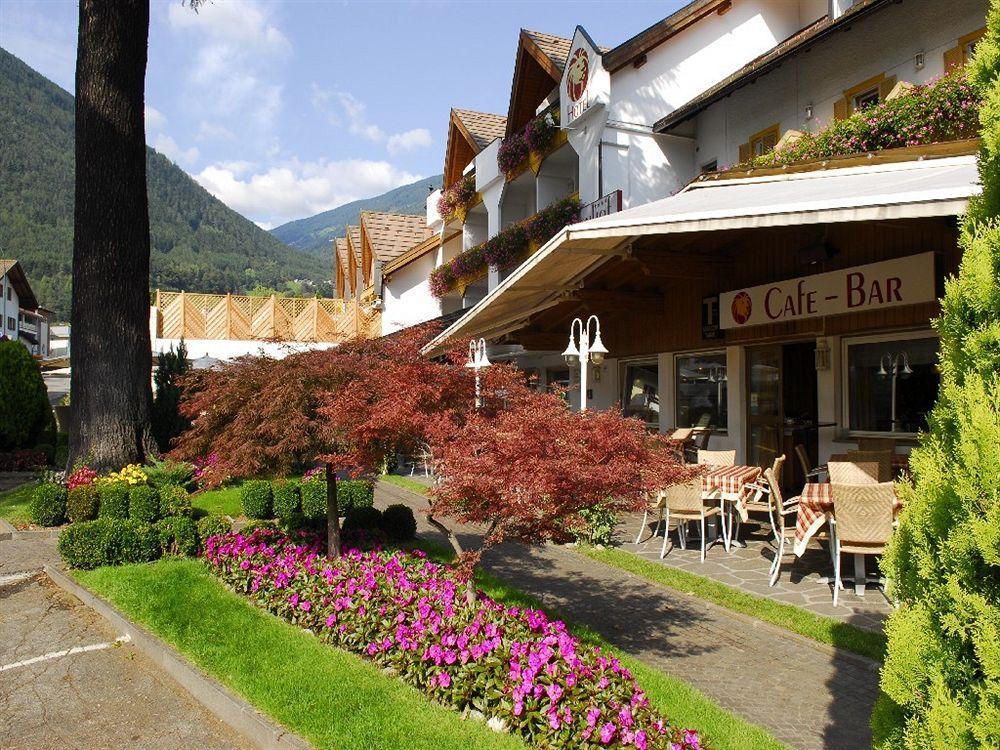 Hotel Loewenhof Бресаноне Екстериор снимка