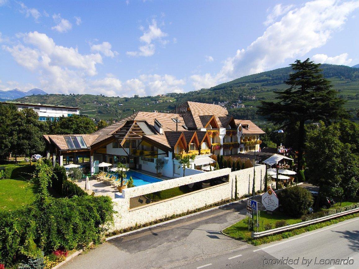 Hotel Loewenhof Бресаноне Екстериор снимка